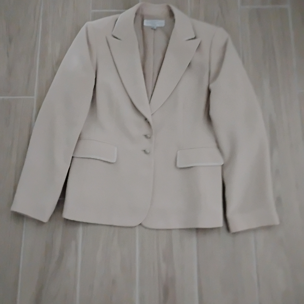 Tahari Tan Blazer
